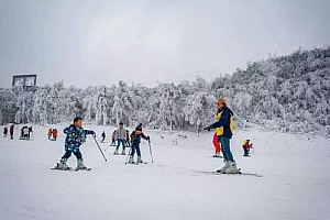 上海滑雪场有哪些,上海冰雪之星雪道长度?