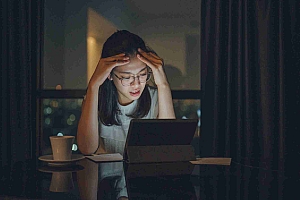 令人担忧的投资者和有前途的Stablecoin开发项目使Dogecoin的价值下降了