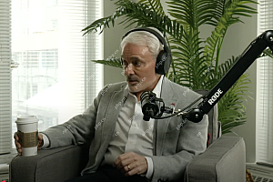 加拿大亿万富翁弗兰克·吉斯拉(Frank Giustra)声称,比特币只是一种投机工具
