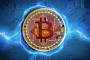 现在是投资BTC的好时机吗?BTC价格预测:技术面与消息面分析