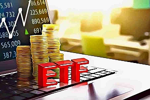 Altcoin ETF,加密市场和2025年班次:我们准备好迎来季后赛了吗?