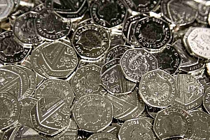 硬币收集器警报:您的口袋里的50便士价值25,000英镑?