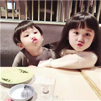 小孩间的爱情小孩情侣头像一对