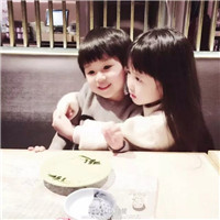 小孩间的爱情小孩情侣头像一对