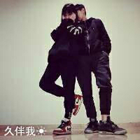 久伴不离的情侣双人情侣头像一对