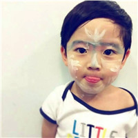 小男孩小女孩间的感情小孩情侣头像