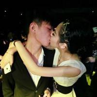 爱有多远情侣头像
