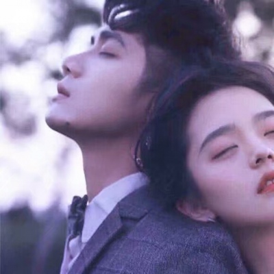 高清单纯的唯美一对两张意境情头图片