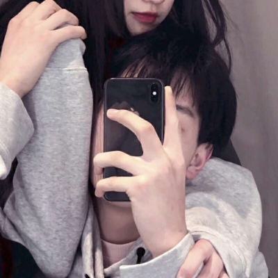高清干净清新的真人情侣一对两张头像图片