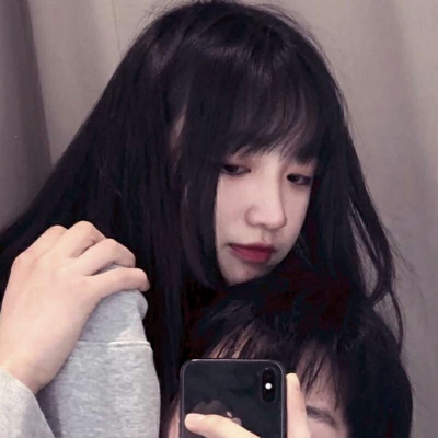 高清干净清新的真人情侣一对两张头像图片