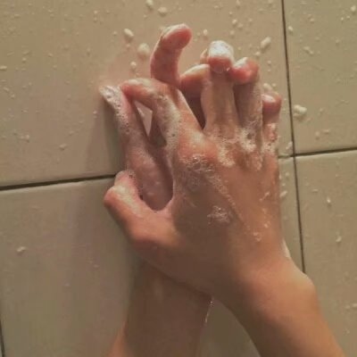 微信情侣头像一左一右可爱