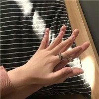 小清新情侣牵手头像