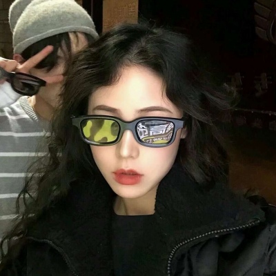 两张潮流情侣头像图片