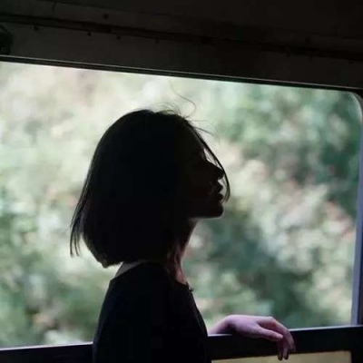 微信情侣头像剪影侧面 唯美又好看的情侣头像一对