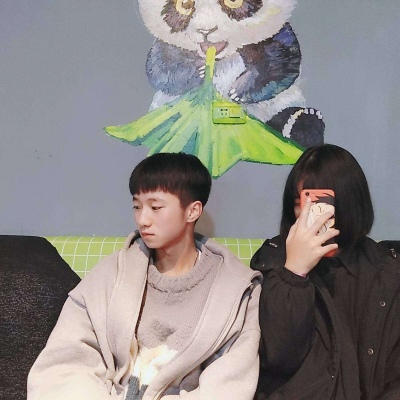 炒鸡好看的真人自拍情侣头像 个性自拍情侣头像一张两人
