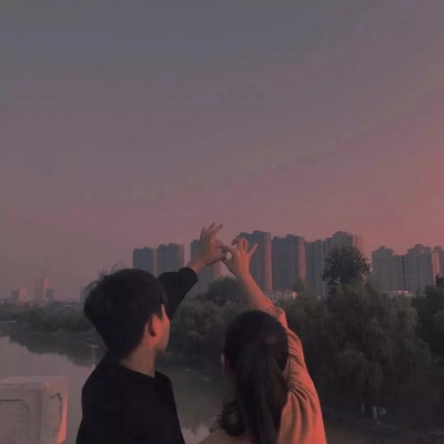 高清文艺风格的复古情侣头像两人一对图片