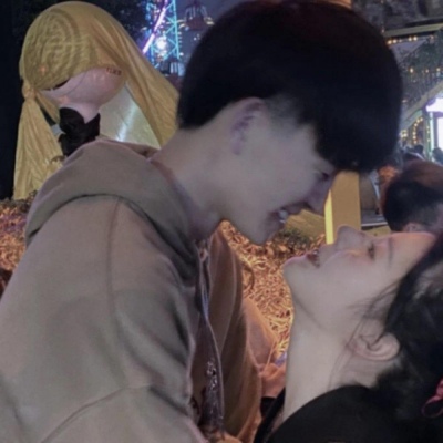 高清好看的超甜蜜情头一对两张图片
