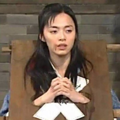 个性沙雕热恋中的情侣头像 暮色万里都是我的回礼