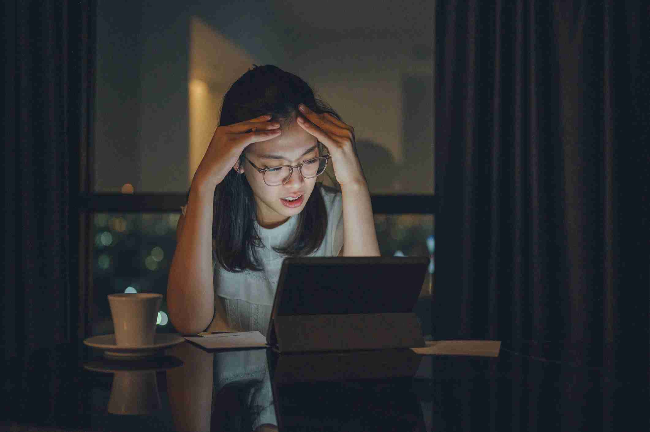 令人担忧的投资者和有前途的Stablecoin开发项目使Dogecoin的价值下降了